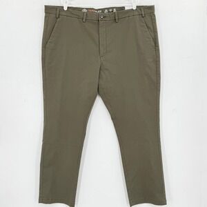 St Johns Bay Men's Tempflex Straight Fit Flat Front Green Khaki Pants 50x32 NWT